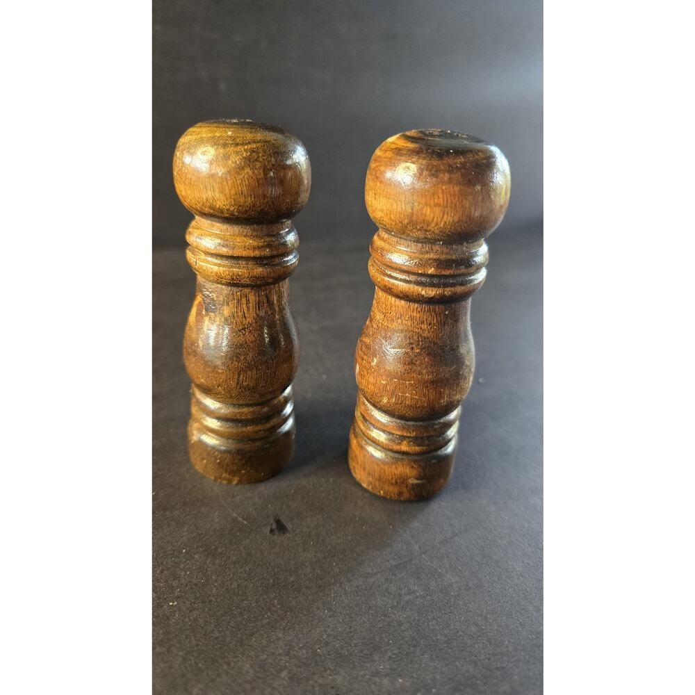 Vintage Brown Wood Salt Pepper Shakers Set 2 Turned Wooden Rustic Kitchen Decor